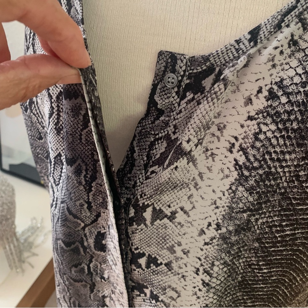 Joie Snakeprint Sleeveless Button-Up Lightweight … - image 6